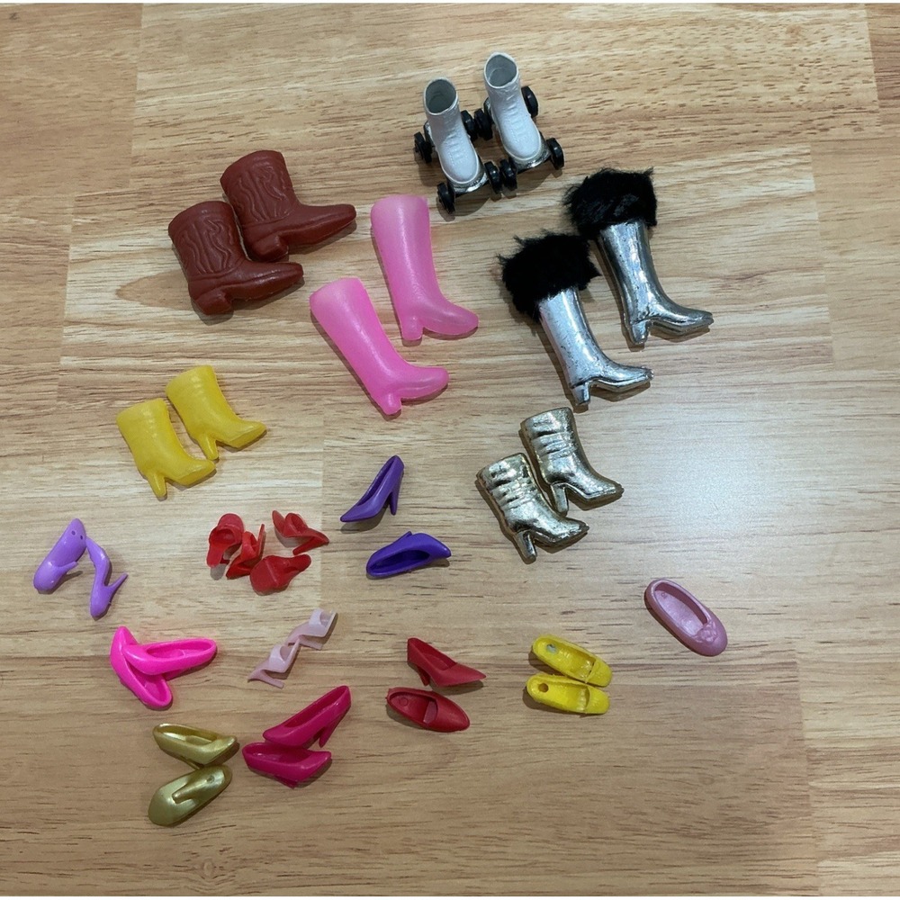 Vintage Barbie Doll‎ Lot of Shoes Open Toe Wedge Boots Skates 1960s Japan China